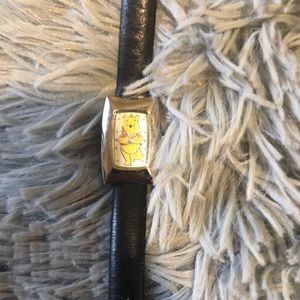 Pooh Disney stainless needs battery